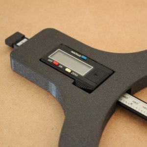 Digital Tiefenmessschieber für Tischkreissägen und Tischfräsen
